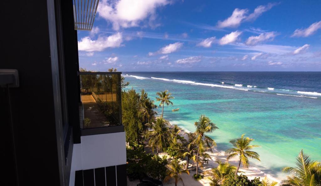 Beach Albatross Hotel & Residence Hulhumale Dış mekan fotoğraf